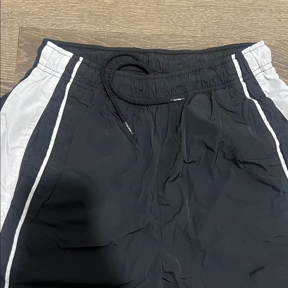 Alo Retrack Pants Small - Picture 2 of 5